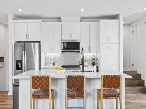 1531 W Bushell , Anaheim, CA