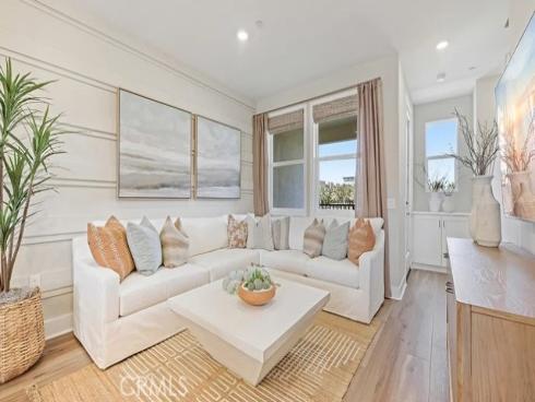 1874 S Union 28 Street, Anaheim, CA