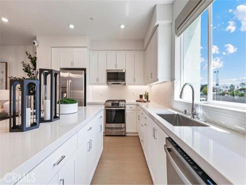 1860 S Union 8 Street, Anaheim, CA