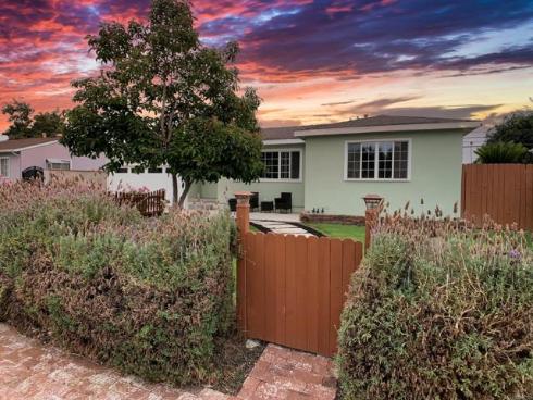 117 N Berniece   Drive, Anaheim, CA