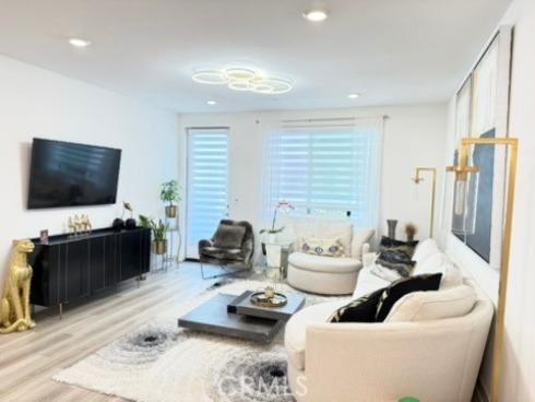 1891 S Union  111  Street, Anaheim, CA