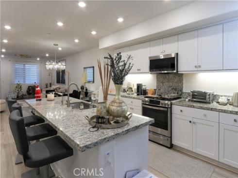 1891 S Union  111  Street, Anaheim, CA