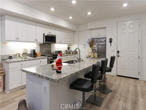 1891 S Union  111  Street, Anaheim, CA