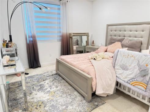 1891 S Union  111  Street, Anaheim, CA