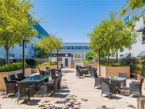 435 W Center Street 429 , Anaheim, CA