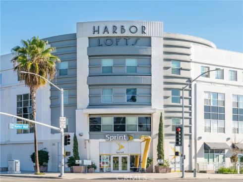 435 W Center Street 429 , Anaheim, CA