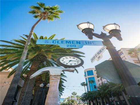 435 W Center Street 429 , Anaheim, CA