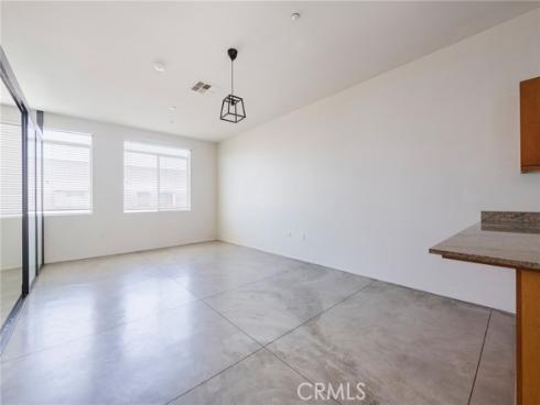 435 W Center Street 429 , Anaheim, CA