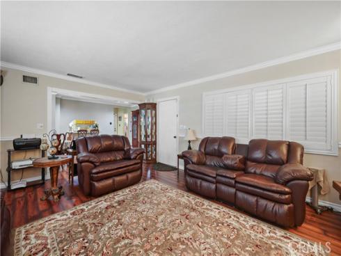 1131 W Beacon   Avenue, Anaheim, CA