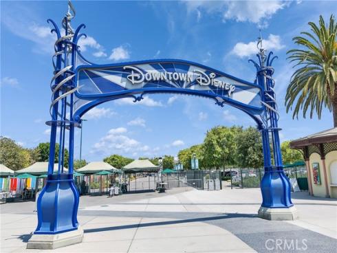 823  Anaheim  104  Boulevard, Anaheim, CA