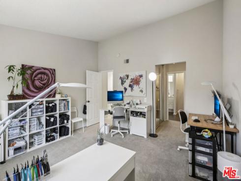 5946 E Calle Principia , Anaheim, CA