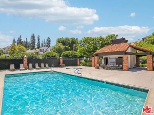 5946 E Calle Principia , Anaheim, CA