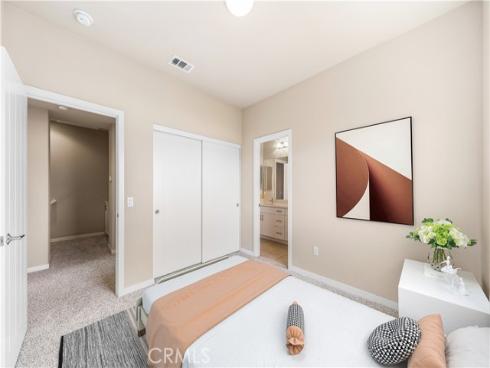 2651 W Lincoln 41 Avenue, Anaheim, CA