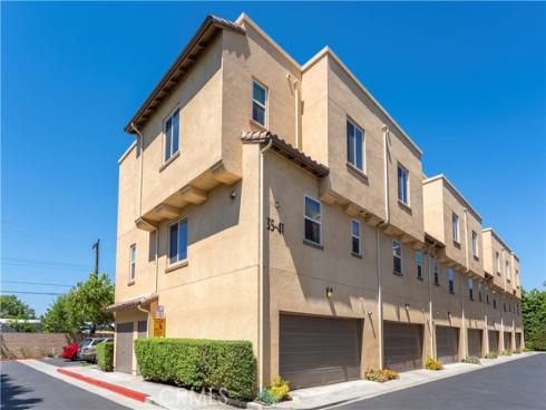 2651 W Lincoln 41 Avenue, Anaheim, CA