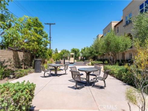 2651 W Lincoln 41 Avenue, Anaheim, CA