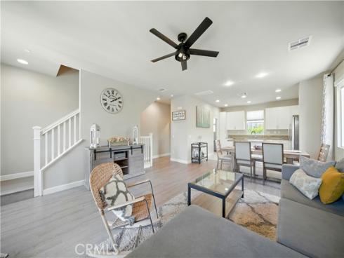 2651 W Lincoln 41 Avenue, Anaheim, CA