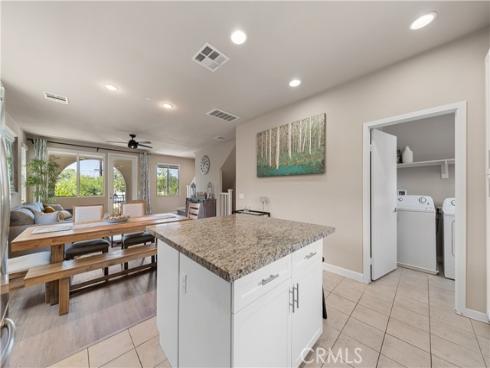 2651 W Lincoln 41 Avenue, Anaheim, CA