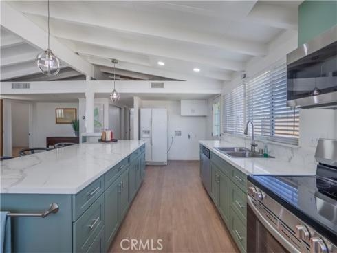 221 S Mall Way, Anaheim, CA