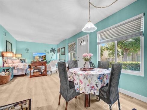 950 S Pearwood Lane, Anaheim, CA