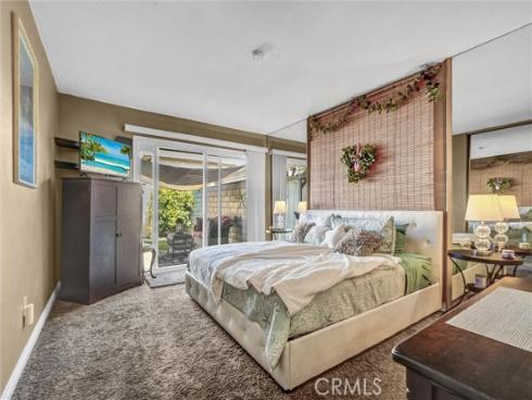 950 S Pearwood Lane, Anaheim, CA