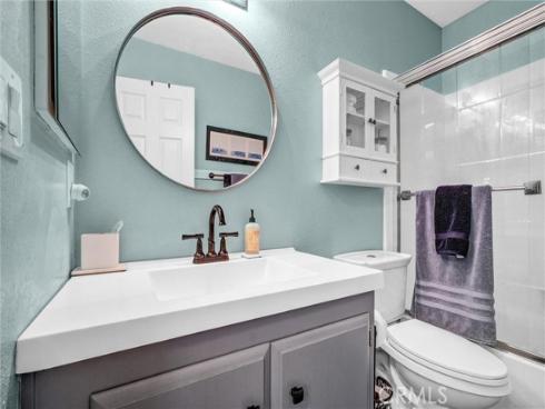 950 S Pearwood Lane, Anaheim, CA