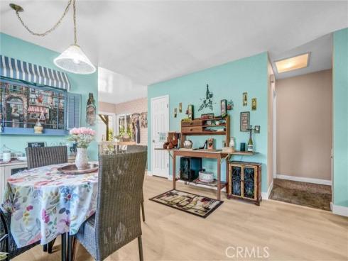 950 S Pearwood Lane, Anaheim, CA