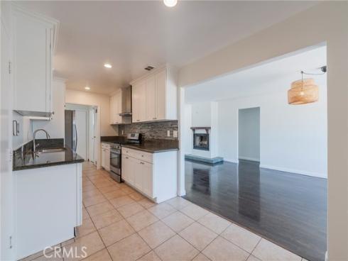 2127 W Sunrise Avenue, Anaheim, CA