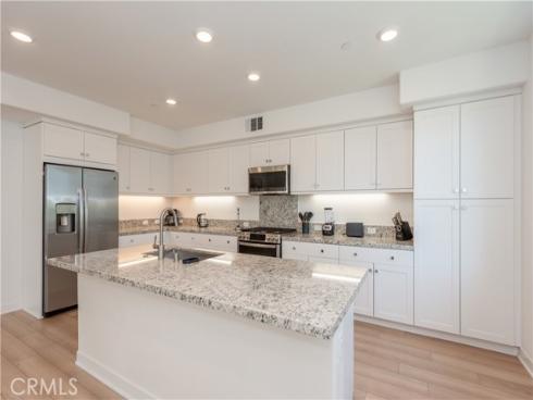 1851 S Union St 10 , Anaheim, CA