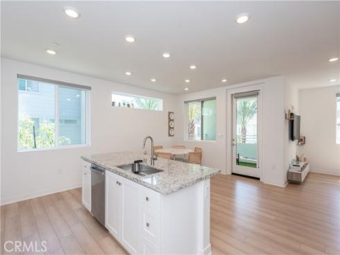 1851 S Union St 10 , Anaheim, CA