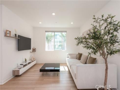 1851 S Union St 10 , Anaheim, CA