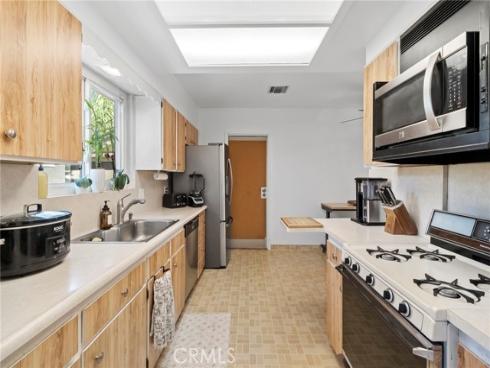 821 N Magnolia Avenue, Anaheim, CA