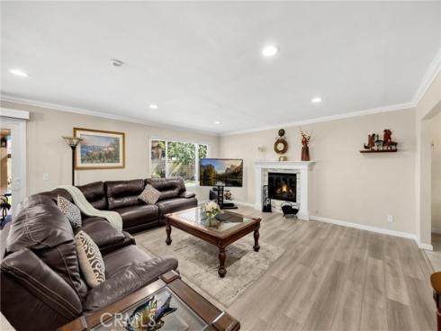 105 W Cliffwood Avenue, Anaheim, CA