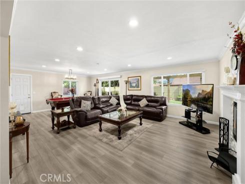 105 W Cliffwood Avenue, Anaheim, CA