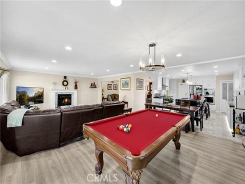 105 W Cliffwood Avenue, Anaheim, CA