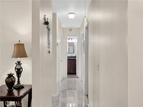 105 W Cliffwood Avenue, Anaheim, CA