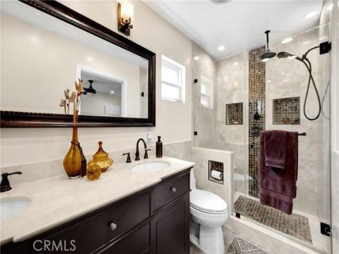 105 W Cliffwood Avenue, Anaheim, CA