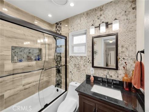 105 W Cliffwood Avenue, Anaheim, CA