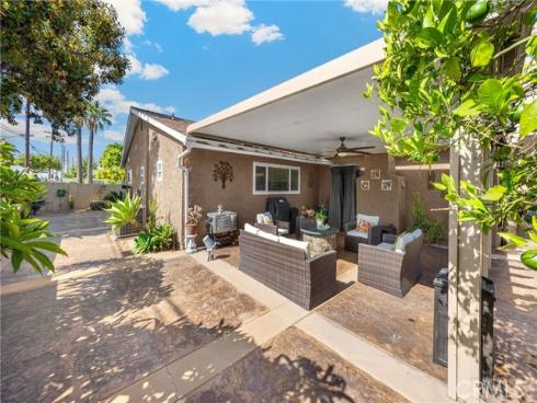 105 W Cliffwood Avenue, Anaheim, CA