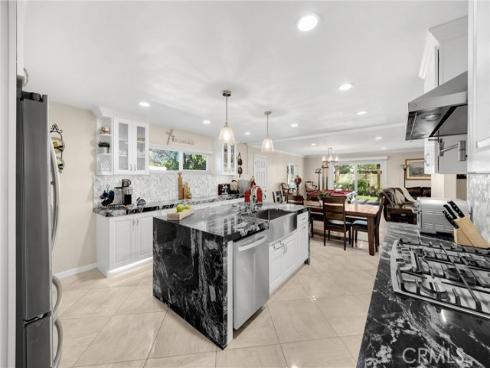 105 W Cliffwood Avenue, Anaheim, CA