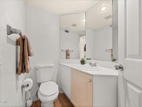 489 W Summerfield Circle, Anaheim, CA