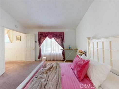 220 S Linhaven Circle, Anaheim, CA