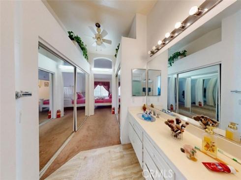 220 S Linhaven Circle, Anaheim, CA