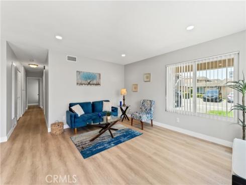 1132 S Dover C65N Circle, Anaheim, CA