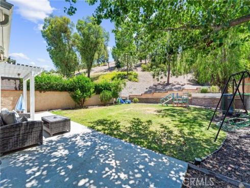 5742 E Hudson Bay Drive, Anaheim, CA