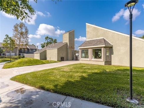 1318 S Walnut 2607 Street, Anaheim, CA