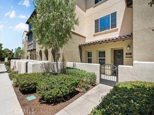 942 E Drapery Lane, Anaheim, CA