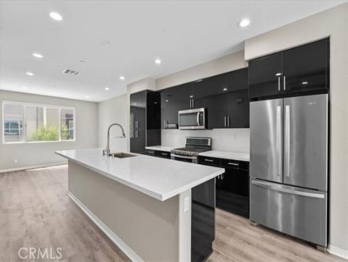 942 E Drapery Lane, Anaheim, CA