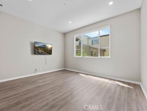 942 E Drapery Lane, Anaheim, CA