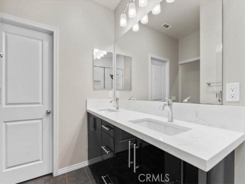 942 E Drapery Lane, Anaheim, CA