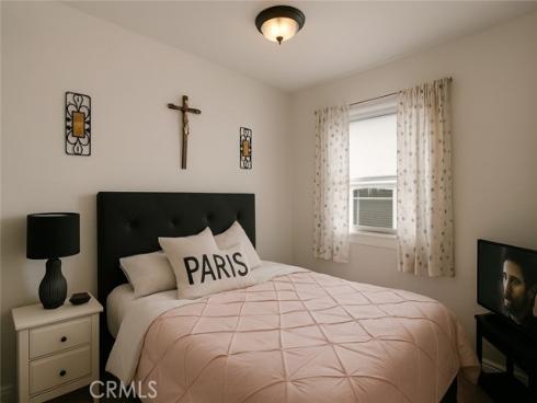 117 E Sycamore Street, Anaheim, CA